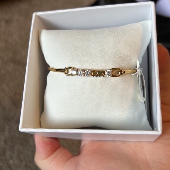 Michael Kors bracelet. - Picture 5 of 5